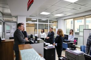 Başkan Balcıoğlu, Vergi Dairesi Müdürü’nü ziyaret etti