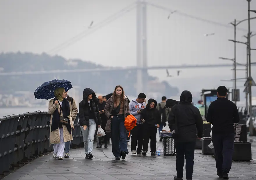 ❄️ Kış Ortasında Bahar Sürprizi: İstanbul 15 Dereceye Koşuyor!