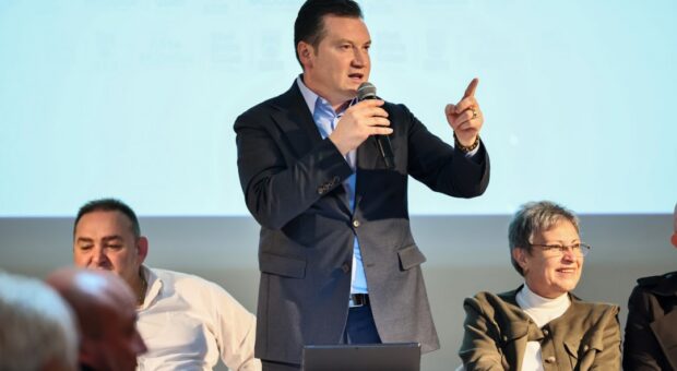 Başkan Balcıoğlu Selimpaşa’da Gövde Gösterisi Yaptı: “Mazeret Değil, Çözüm Üretiyoruz!”