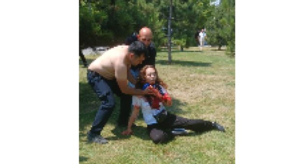 Çatalca Millet Bahçesi’nde Boşanma Aşamasındaki Kadına Bıçaklı Saldırı
