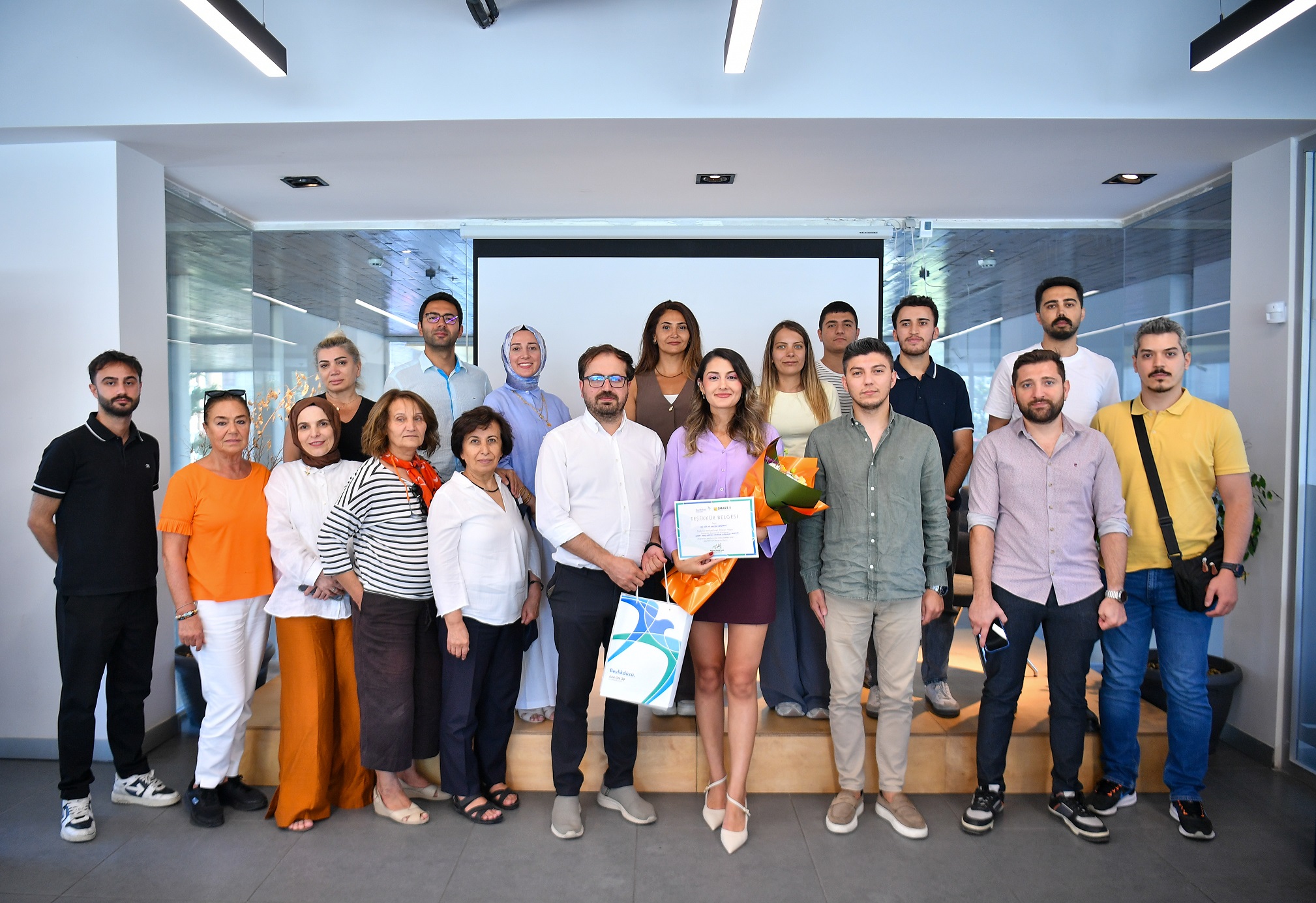 SMART TALKS’TA GELECEĞİN İLETİŞİM BECERİLERİ KONUŞULDU